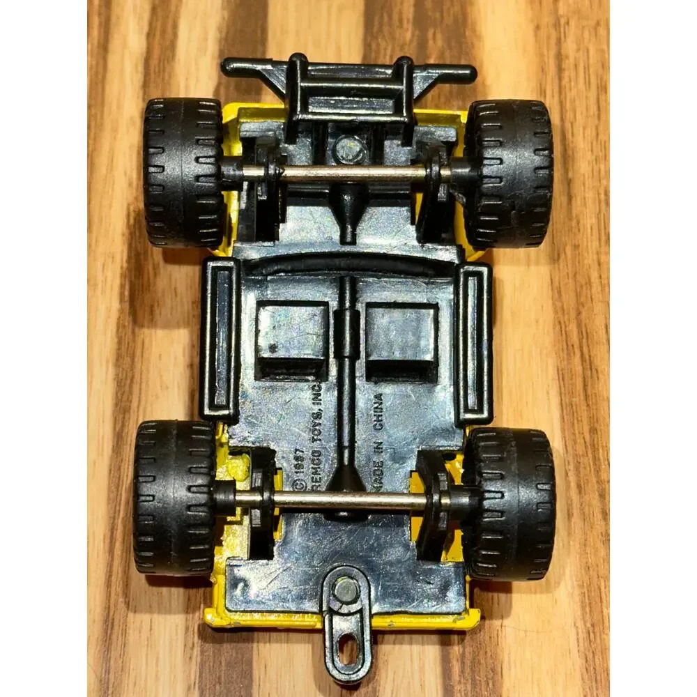 Vintage 1982 & 1987 Remco Mini Trucks Set Of 2 - Picture 7 of 7